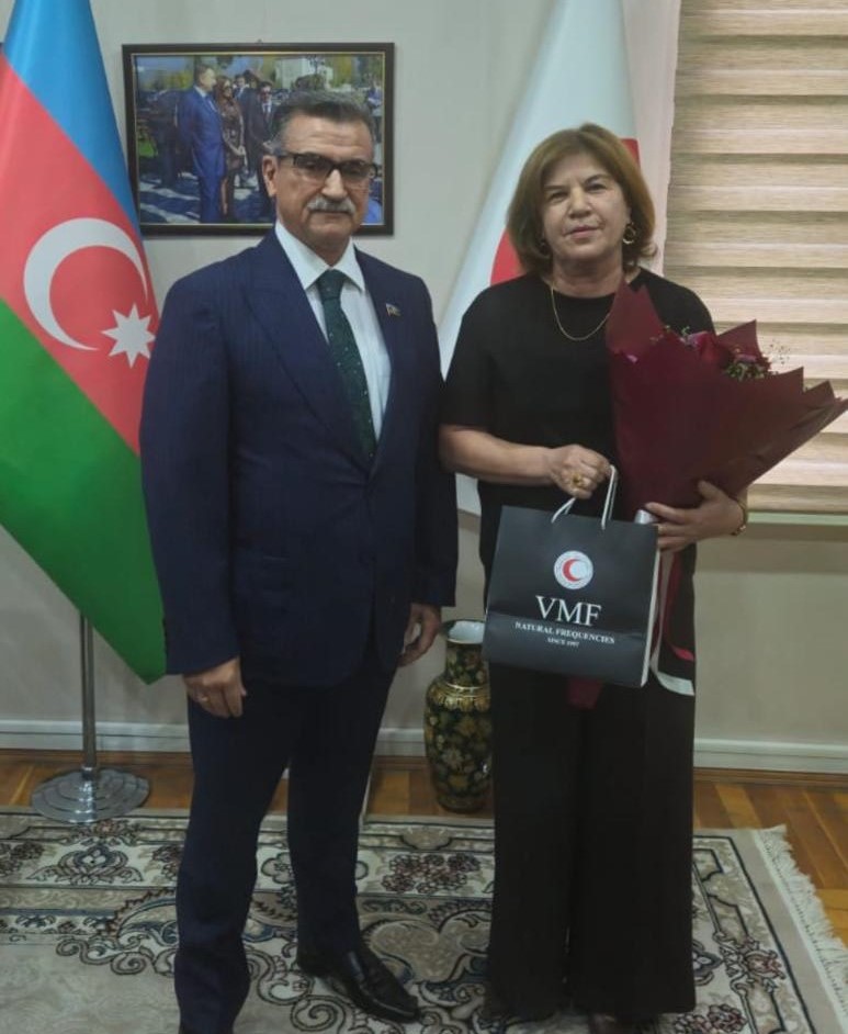  President of the Azerbaijan Red Crescent Society Mr. Novruz Aslanov congratulated Deputy Executive Secretary Khalida Iskanderova on her birthday